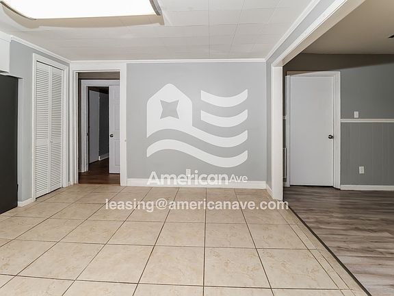 694421_003_wm_-_dining_room_13140138.jpg