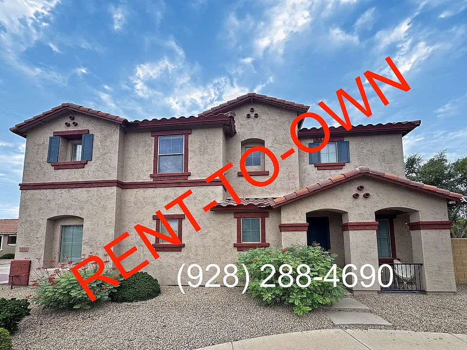 1032 E Cantebria Dr
