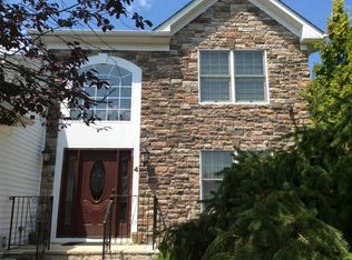 4 Carrie Dr, Matawan, NJ 07747
