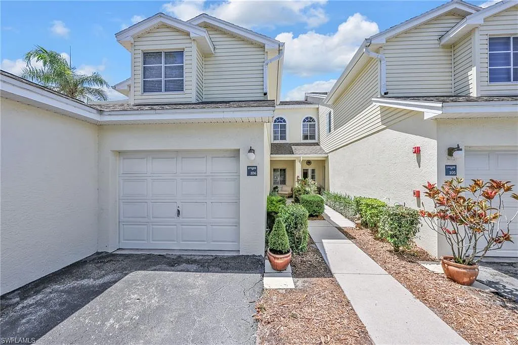 2 bed, 2.0 bath, 1350 sqft, $5,200 — Photo 3