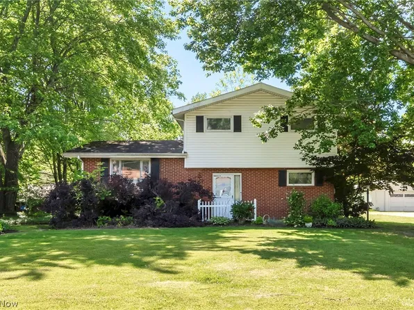 4005 Selnik Rd, Kent, OH 44240