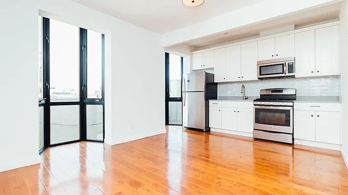 Rented by Nooklyn NYC LLC | media 43