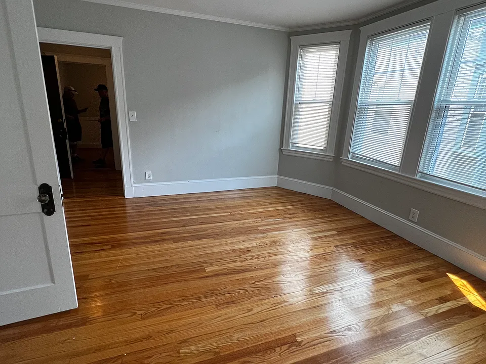 154 Summer St #3