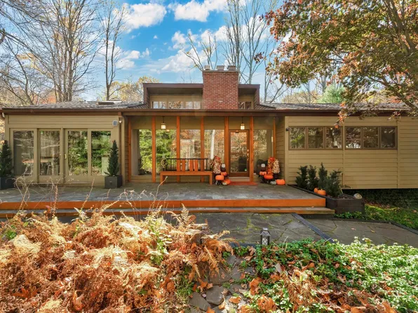 191 Ford Road, Woodbridge, CT 06525