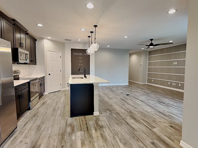 1245 Celery Oaks Ln — Photo 5
