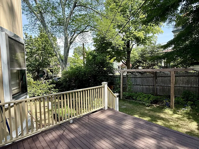 161 Walnut St #1 — Photo 8