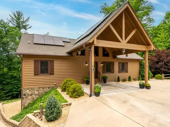 1172 Settlers Ridge Rd, Ellijay, GA 30540