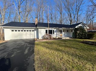 643 Wiltshire Dr, State College, PA 16803