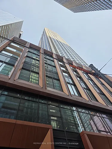 400 King St W #1201 Photo 1