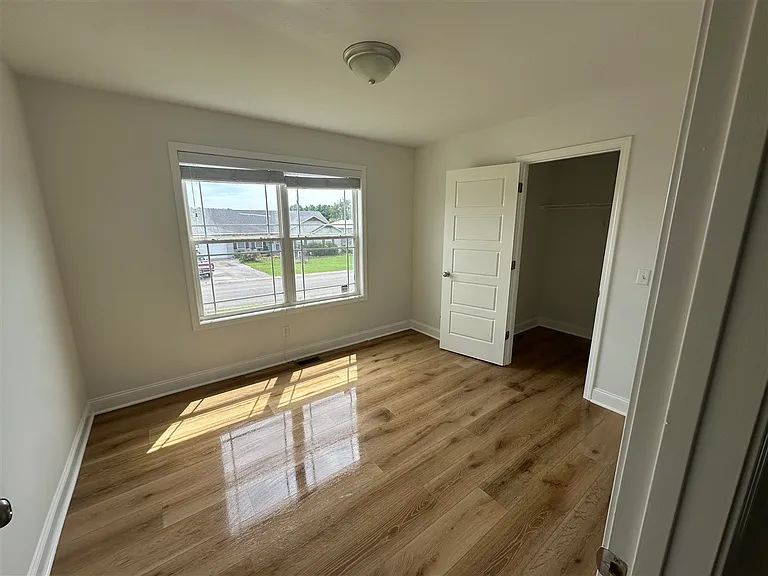 543 Saint Cloud Way — Photo 8