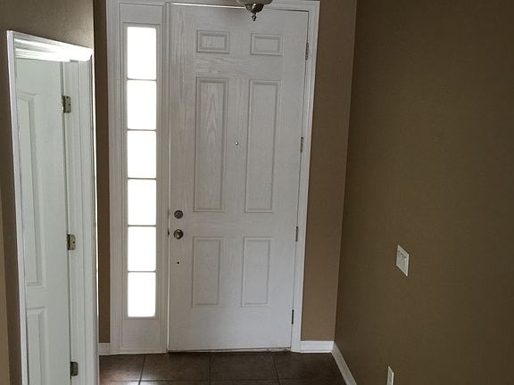 3rd image of 308 Misty Oaks Ln