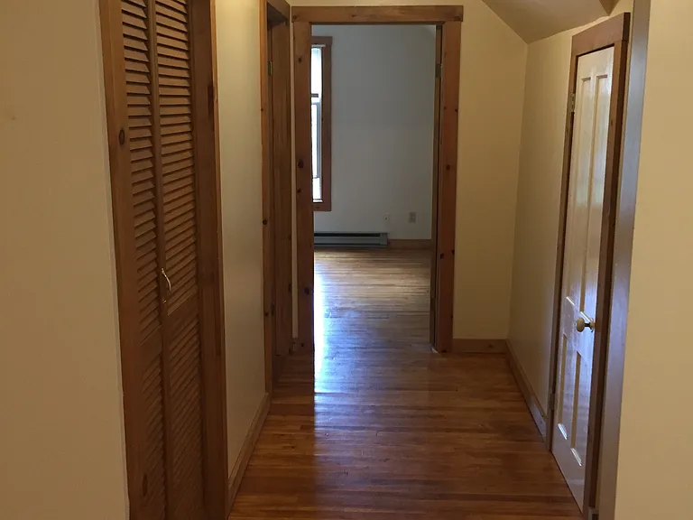 66 Crescent St #3 — Photo 7