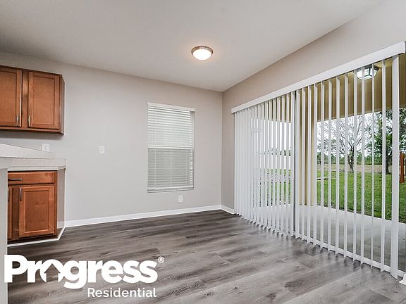 5th image of 7556 Maroon Peak Dr