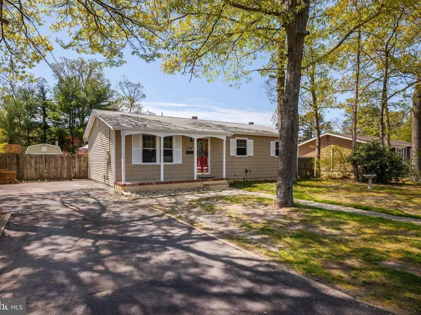 216 2nd Ave, Tuckerton, NJ 08087