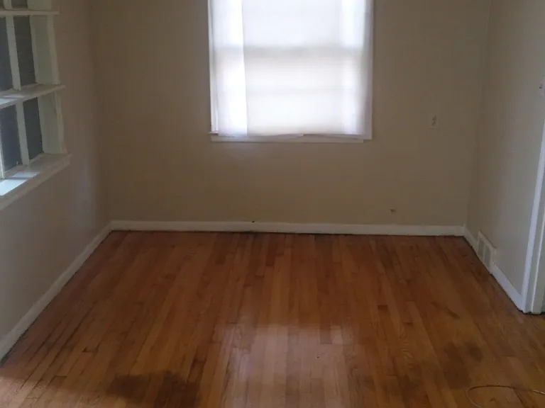 22504 Ray St — Photo 7