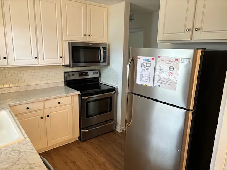 3826 Westgate Dr — Photo 5