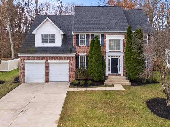 7709 Old Chapel Dr, Bowie, MD 20715