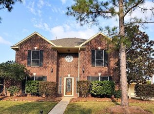 807 Piney Ridge Dr, Friendswood, TX 77546