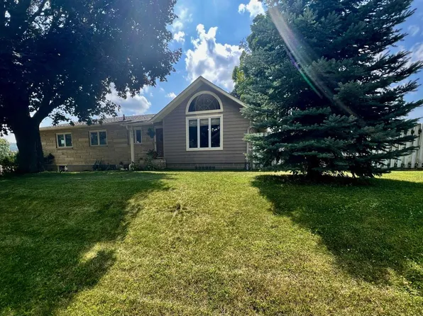 2720 Ward AVENUE, La Crosse, WI 54601