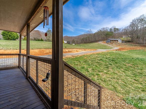 3rd image of 3240 Old Henson Cove Rd