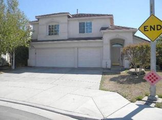 18 Alder Cir, Salinas, CA 93905