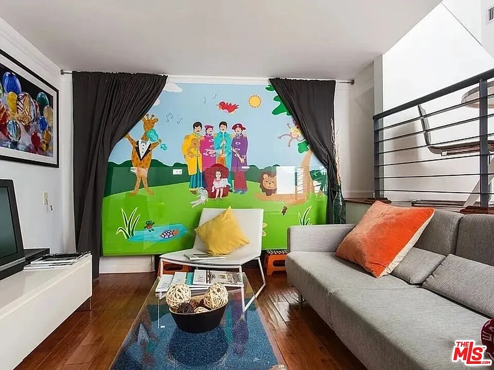 1 bed, 1.0 bath, 750 sqft, $3,395 — Photo 2