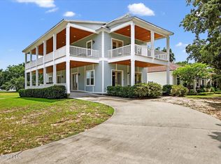 631 2nd St, Gulfport, MS 39501