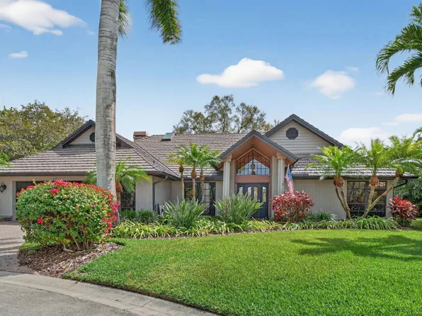 812 Pine Creek Ln, Naples, FL 34108