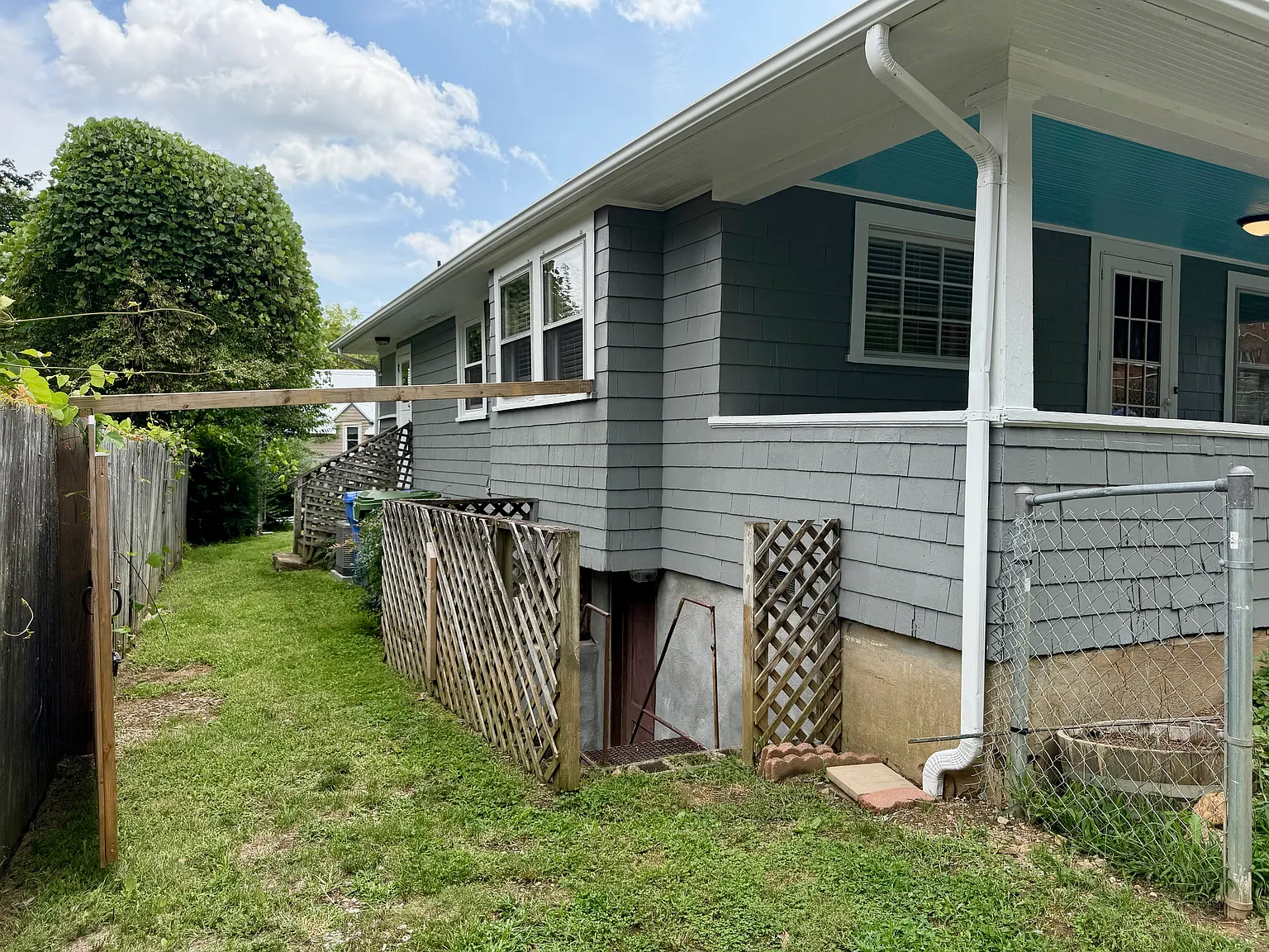 2 bed, 1000 sqft, $2,150 — Photo 3