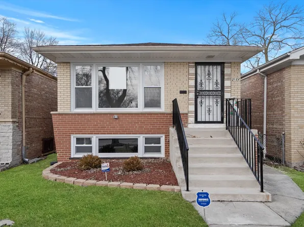 2122 W 69th St, Chicago, IL 60636