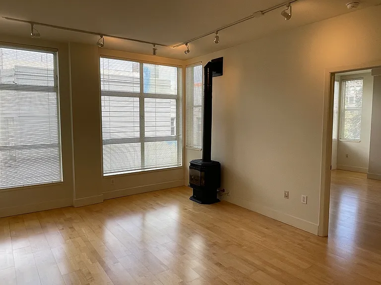 1630 California Street — Photo 55