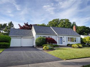 174 Dierdre Dr, Rochester, NY 14617