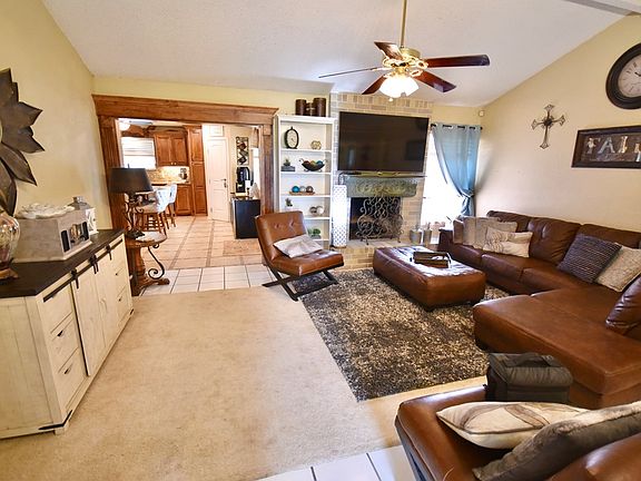 5th image of 2109 Magill St