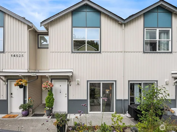 14525 1st Lane NE #D, Duvall, WA 98019