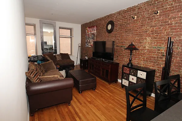 Rented by Bien Realty Ltd | media 6