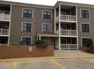 75 Main St UNIT 105, Amesbury, MA 01913