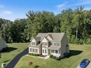 1950 Foxwood Ln, Lusby, MD 20657
