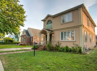23 Celler Ave, New Hyde Park, NY 11040