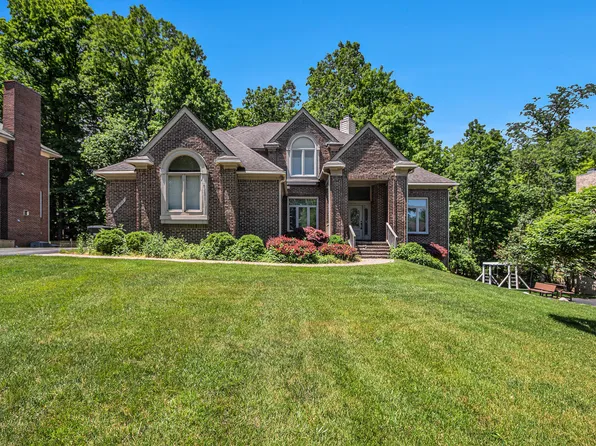 2623 Pin Oak Dr, Ann Arbor, MI 48103