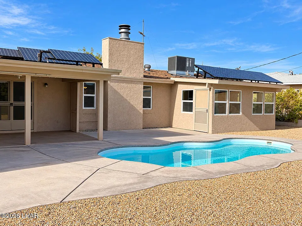 3236 Silversmith Dr