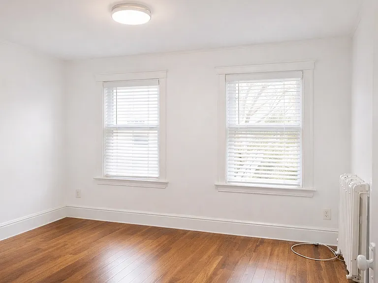 748 Belmont St #2 — Photo 7