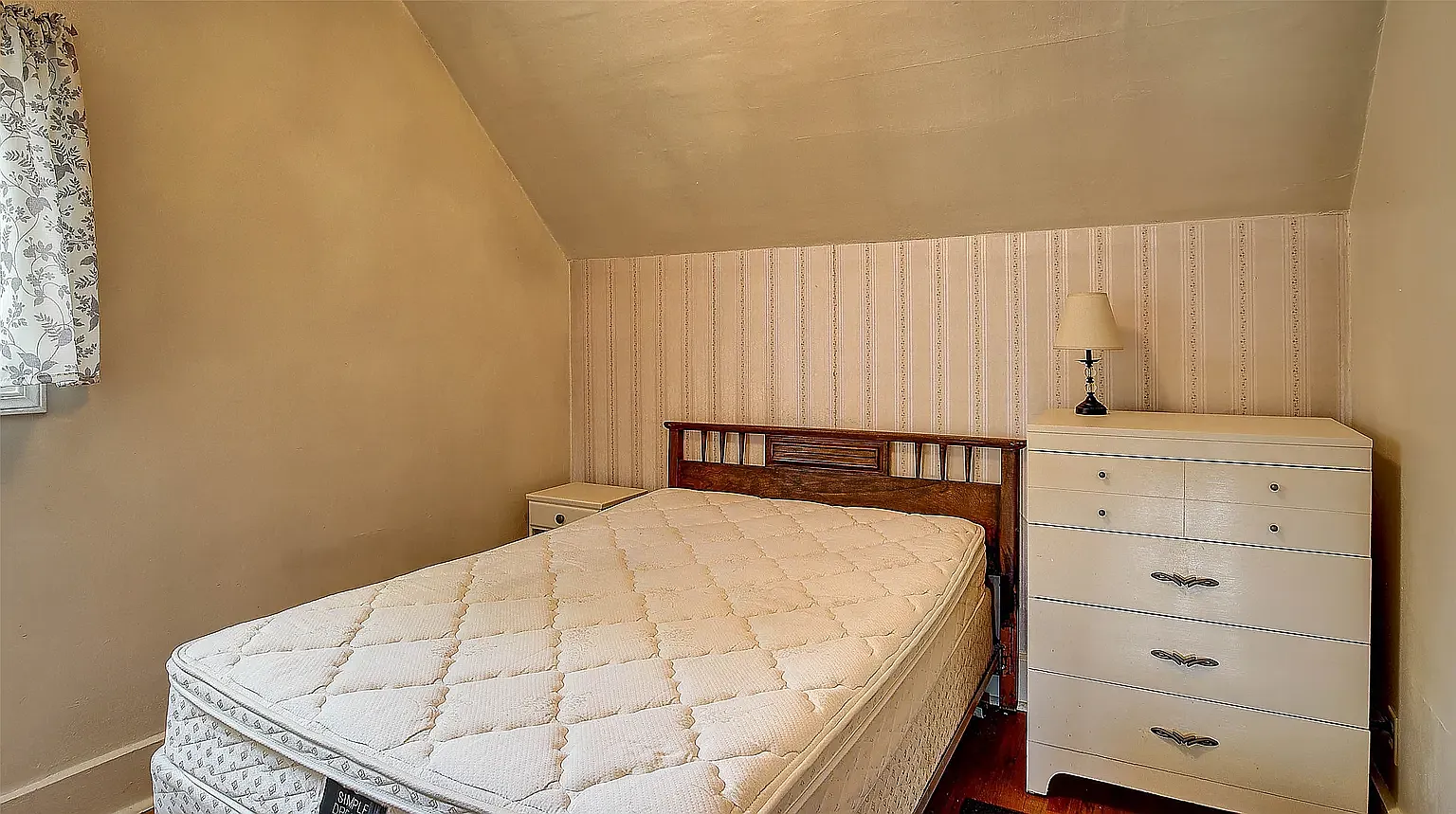 1 bed, 530 sqft, $1,300 — Photo 4