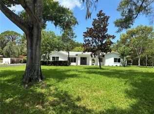 1646 Robin Hood Ln, Clearwater, FL 33764