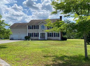 43 Mohawk Dr, Gardner, MA 01440
