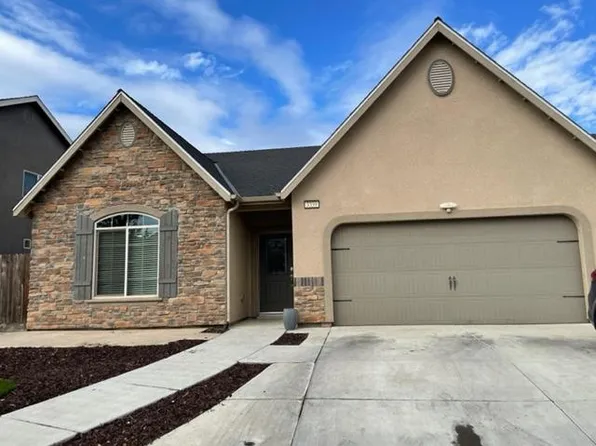 3339 N Carriage Ave, Fresno, CA 93727