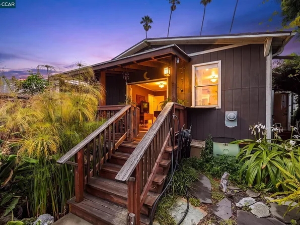 2637 Chestnut St, Oakland, CA 94607