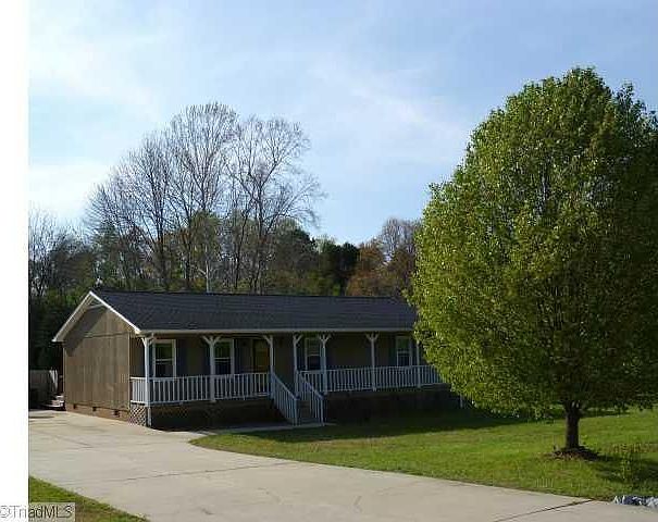 2nd image of 131 Dove Meadows Dr