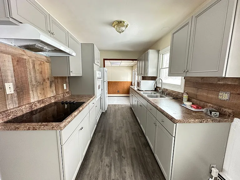 4950 Slayton Rd — Photo 5