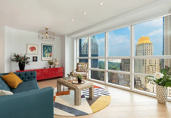 Sold by R New York | media 13