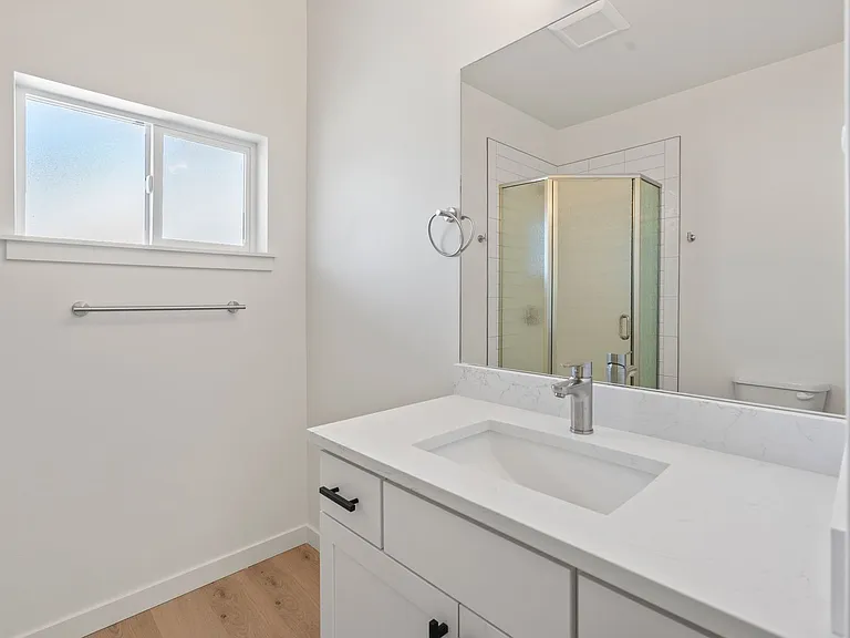 4000 Dewey Rd — Photo 20